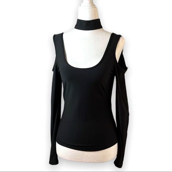 Fashion Nova Tops - FASHION nova black long sleeve cold shoulder choker collar scoopneck top. SZ S